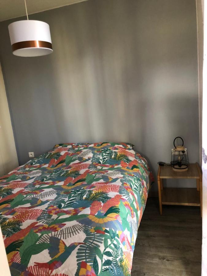 Signy-le-Petit Cottage 4 Personnes Dans Domaine Prive מראה חיצוני תמונה